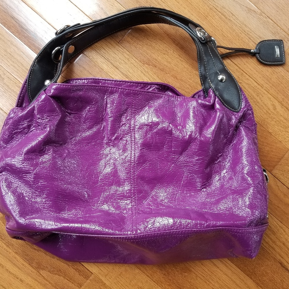 🌍 5/$25 SALE! Nine West Shoulder Bag